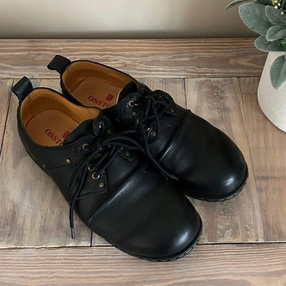 OSSTONE Black Leather Lace-up Shoes / Loafers